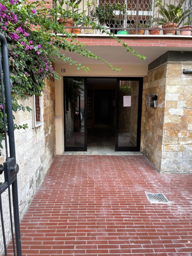 Moderno Home 1 Bari Kültér fotó